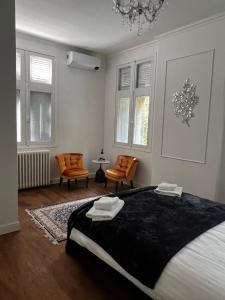 B&B / Chambres d'hotes Chateau La Croix De Millorit : photos des chambres