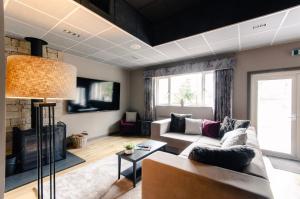 Sweeney Aviemore Two