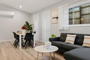 Modern 4BR Home Peaceful Logan Reserve Stay