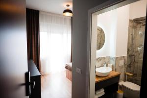 Fly&stay at George`s