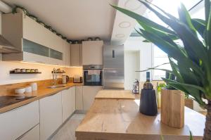 Isolana City Center Suite Rooftop Terrace 