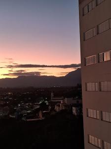 Estúdio Mobiliado Condomínio da Fé Canção Nova apto 02