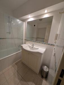 Appartements Studio Apart Monaco Palais : photos des chambres