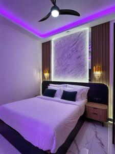 Olympus Luxury Collection - Spa Suite with Jacuzzi - City Center