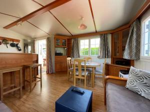 Campings Bungalow avec jardin a cote du port : photos des chambres