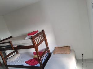 Estúdio Mobiliado Condomínio da Fé Canção Nova apto 02