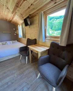 Campings Les Roulottes des Bois d-Ormes : photos des chambres