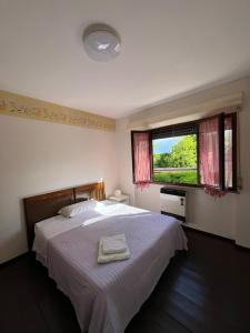 Double or Twin Room with Bathroom room in Agriturismo al Ranch