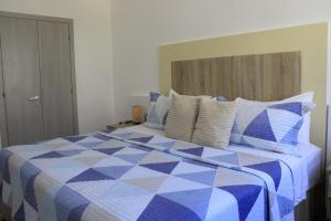 Depto entero, Coral Village D204, WIFI, TV, cerca de la playa