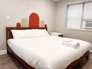 Modern 1BR Free Parking Spot