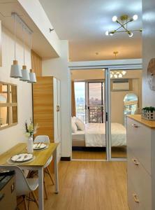 Yevaiahs Escape - The Celandine