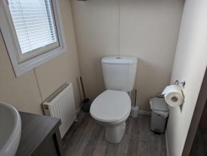 2-Bed Ringwood Cabin - incl Park Pass SelfCheckin