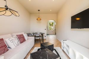 Elegant 2 pieces avec vue mer aux portes de Monaco