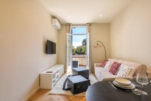 Elegant 2 pieces avec vue mer aux portes de Monaco