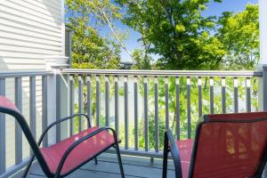 Cumberland River Condo Near DT