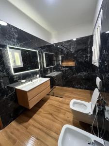 Henfjor Villa & Apartment
