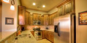 Terra Vista Top Level - Closest to Pools & Fitness