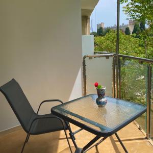 SEAL of Knight - Castle View - Downtown near the Beach