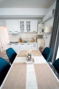 109 B2 ALMAR LUXURY RESIDENCE-Renting Apartments & Free Pool