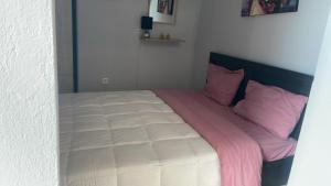 Apartment view sea artemida