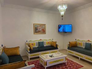 Marsa-Sidi Bousaid Pleasant Authentic Home - 3hvězdičkové hotely ve městě La Marsa