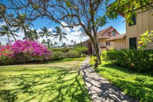 Kauai Makanui 521 by Coldwell Banker Island Vacations