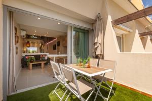 Lagoon - Modern Apartment with Private Terrace in the Cap dAgde