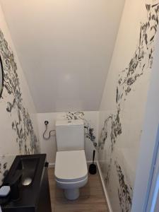 Apartament w Pszczewie nad jeziorem Duży Szarcz