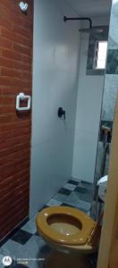 Alboroto house
