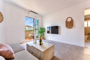 Short walk to La Cala de Mijas beach, Town and Market place