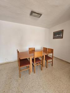 PRECIOSA HABITACIÓN CENTRO MALAGA ENFRENTE EL CORTE INGLÉS ESTACION DE TREN Y METRO LA MEJOR ZONA DE MALAGA casco antiguo