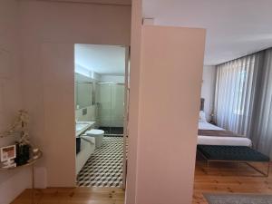 ML Apartments Republic