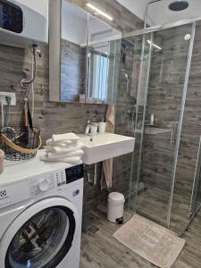 Apartments in Turanj - Biograd Riviera 53916