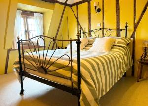 The Secret Garden Rooms