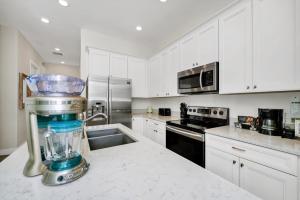 Dreamy Cottage With Private Pool Near Disney With Margaritaville Resort & Island H2O Access - 8082Kd