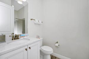 Dreamy Cottage With Private Pool Near Disney With Margaritaville Resort & Island H2O Access - 8082Kd