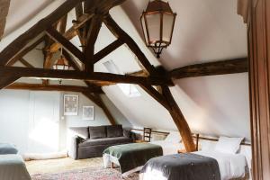 Maisons de vacances Former Monastery With Pool In Loire Valley : photos des chambres