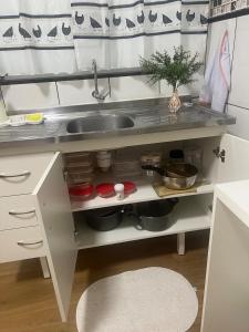 Riacho Fundo I 201- Boa acomodação com economia