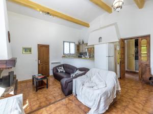 Villas Villa in Saint-Antonin with Private Pool : photos des chambres