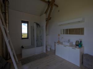 Maisons de vacances Holiday Home in France with Huge Private Garden : photos des chambres