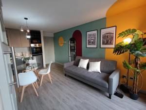 Depto Moderno junto a Metro