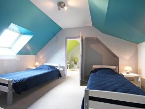 Maisons de vacances Maison de charme avec jardin et equipements bebe, pres de la foret d'Ecouves - FR-1-497-16 : photos des chambres