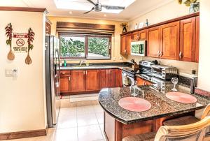 Macaws Ocean Club Apartamento # 18