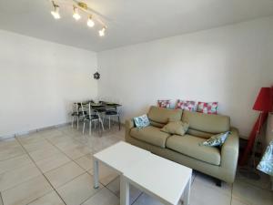 T3 confortable avec terrasse et parking à 100m de la plage, pour 6 personnes à Narbonne-Plage - FR-1-795-64