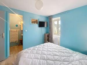Appartements Appartement lumineux a Jullouville, proche plage, avec parking et wifi gratuit - FR-1-361-565 : Appartement