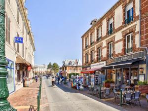 Appartement lumineux à Cabourg, 4 personnes, au cœur de la ville - FR-1-788-70