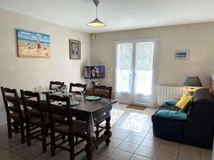 Maisons de vacances Maison 3 pieces pres de la mer a Bretignolles-sur-Mer - FR-1-224A-76 : photos des chambres