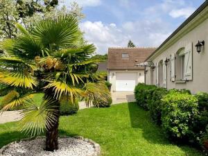 Maisons de vacances Charmant gite a Chailles pres de Blois avec jardin et WIFI - FR-1-491-468 : photos des chambres