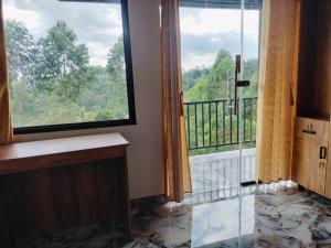 Half moon holiday home - 4 Bedroom Villa