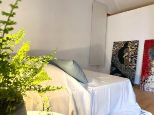 Appartements La Maison Plutot Gris-Bleu : photos des chambres